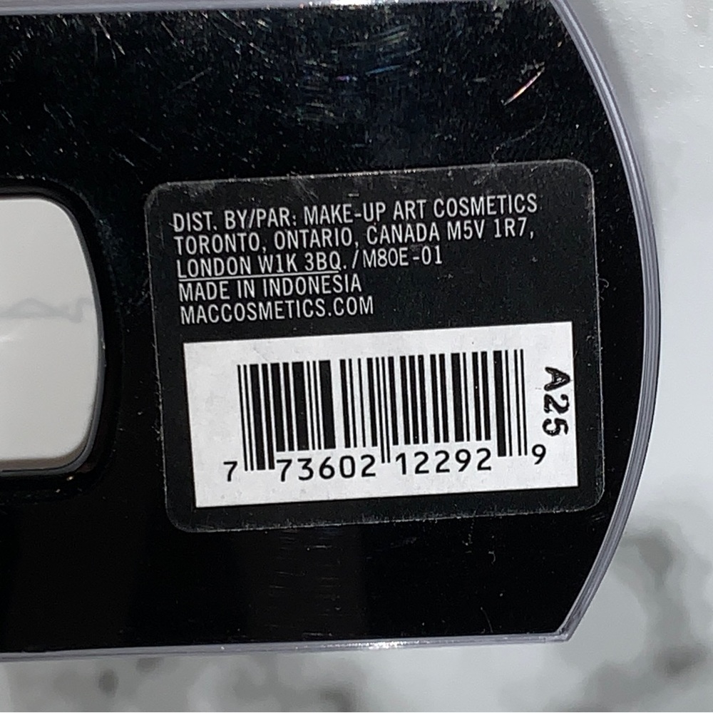 MAC 34 FALSE LASHES ⭐️RARE⭐️ - Picture 4 of 11
